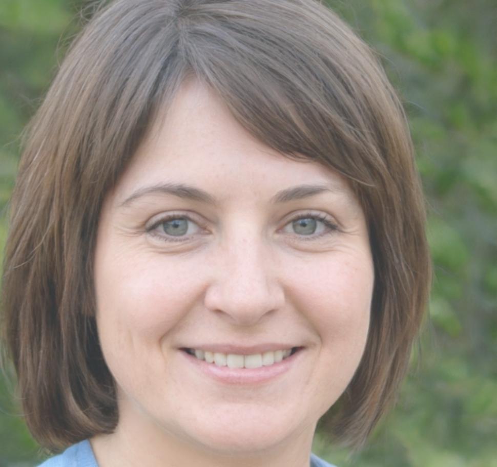 Dr. Sarah Müller, Leiterin Risikoanalyse